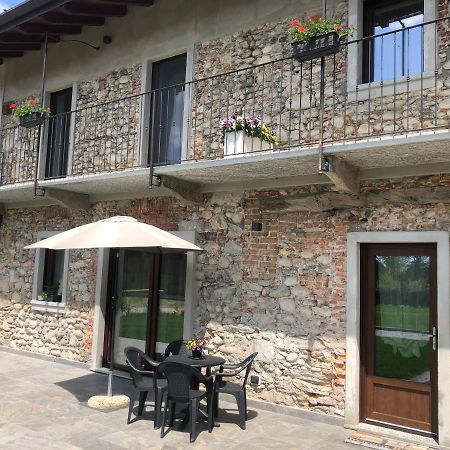 B&B Tenuta Legnate Sesto Calende Exteriör bild