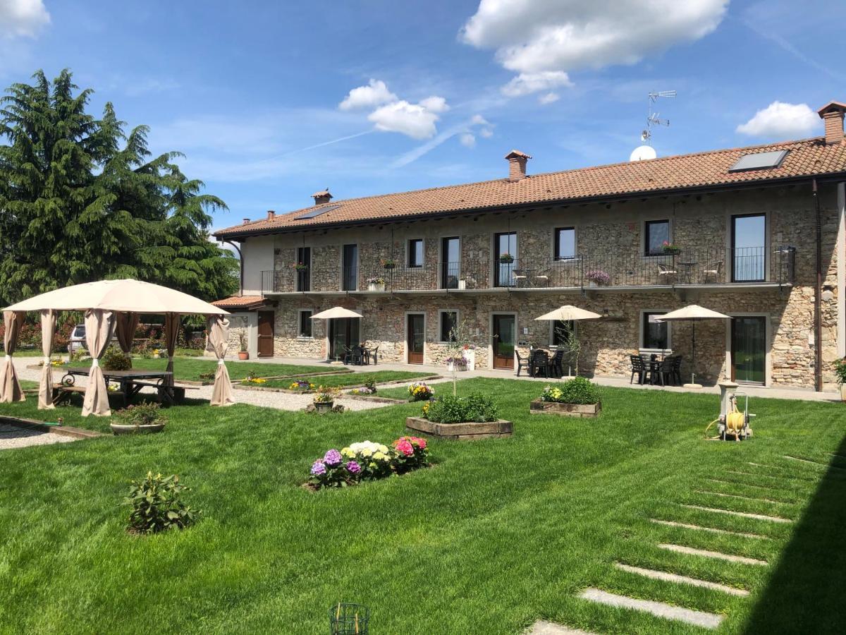 B&B Tenuta Legnate Sesto Calende Exteriör bild