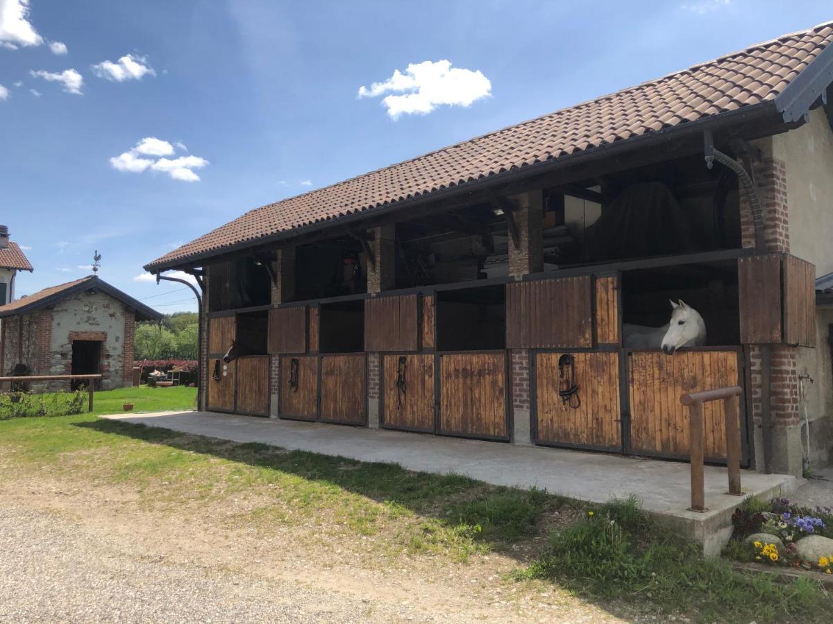 B&B Tenuta Legnate Sesto Calende Exteriör bild